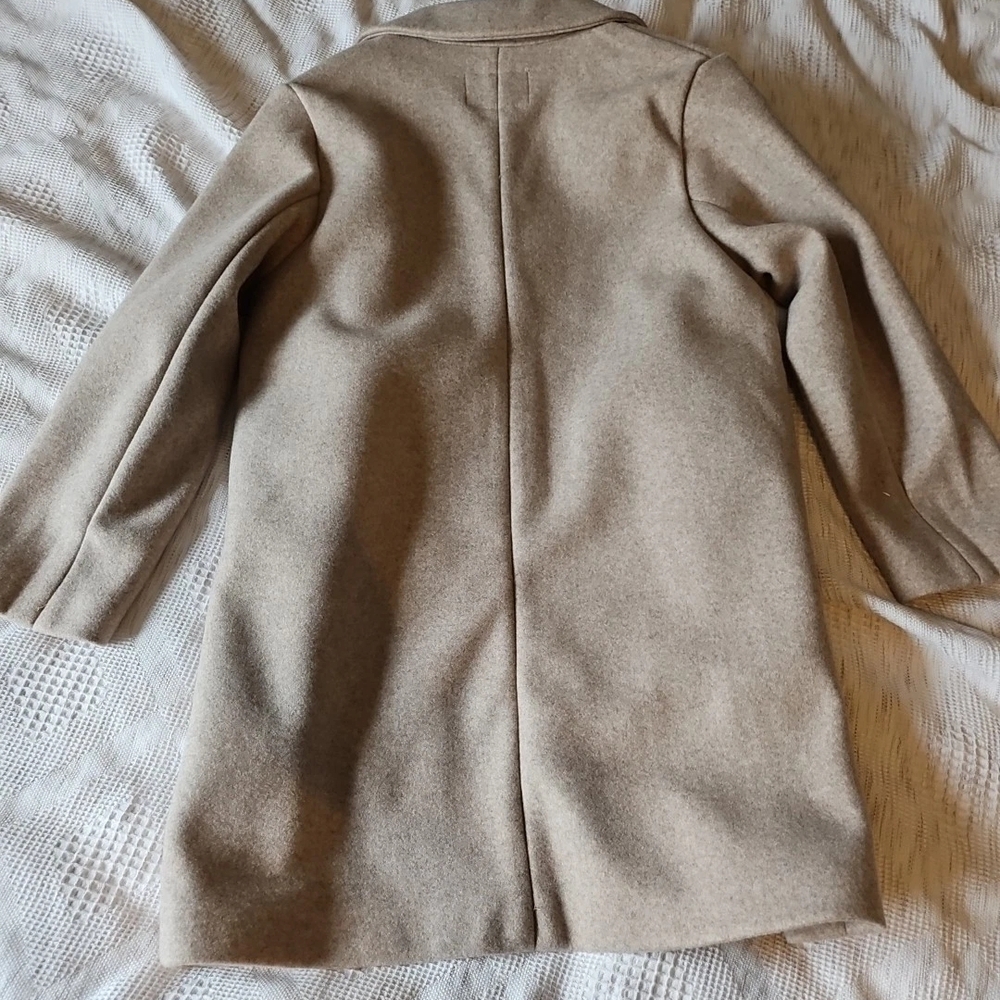 Elegant Tan Women's Coat